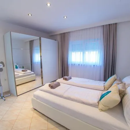 Vila Carpe Diem - With Private Pool *