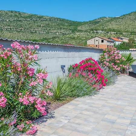 Villa Carpe Diem - With Private Pool *
