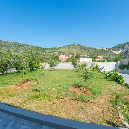 Villa Carpe Diem - With Private Pool