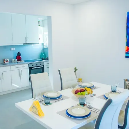 Carpe Diem - With Private Pool *