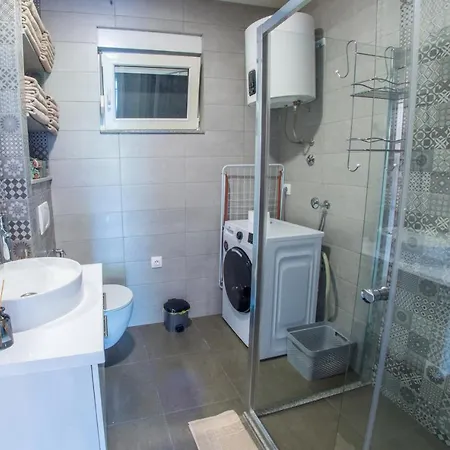 Villa Carpe Diem - With Private Pool