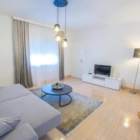 Carpe Diem - With Private Pool Mostar