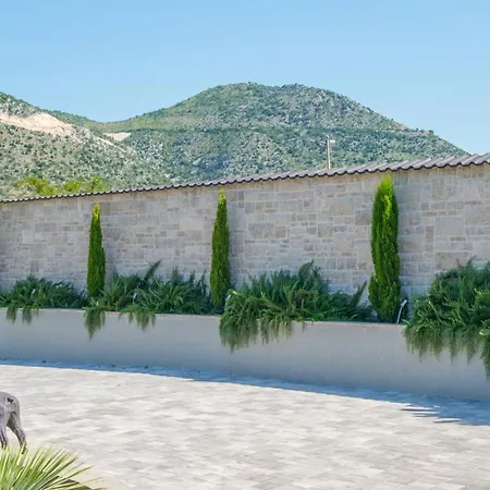 Villa Carpe Diem - With Private Pool *