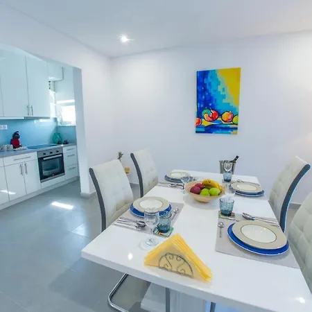 Villa Carpe Diem - With Private Pool *